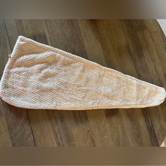 2 Microfiber Hair Towel Wraps - Picture 7 of 7